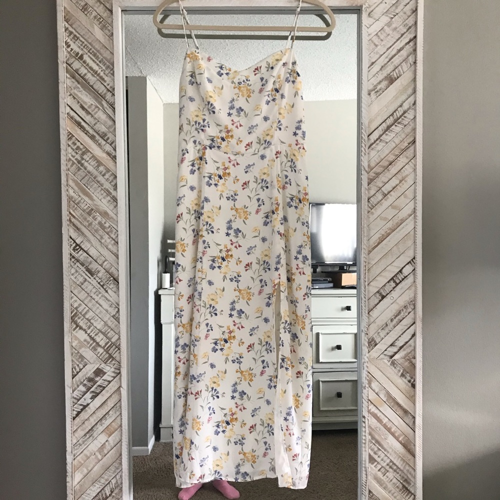 Stunning A&F dress